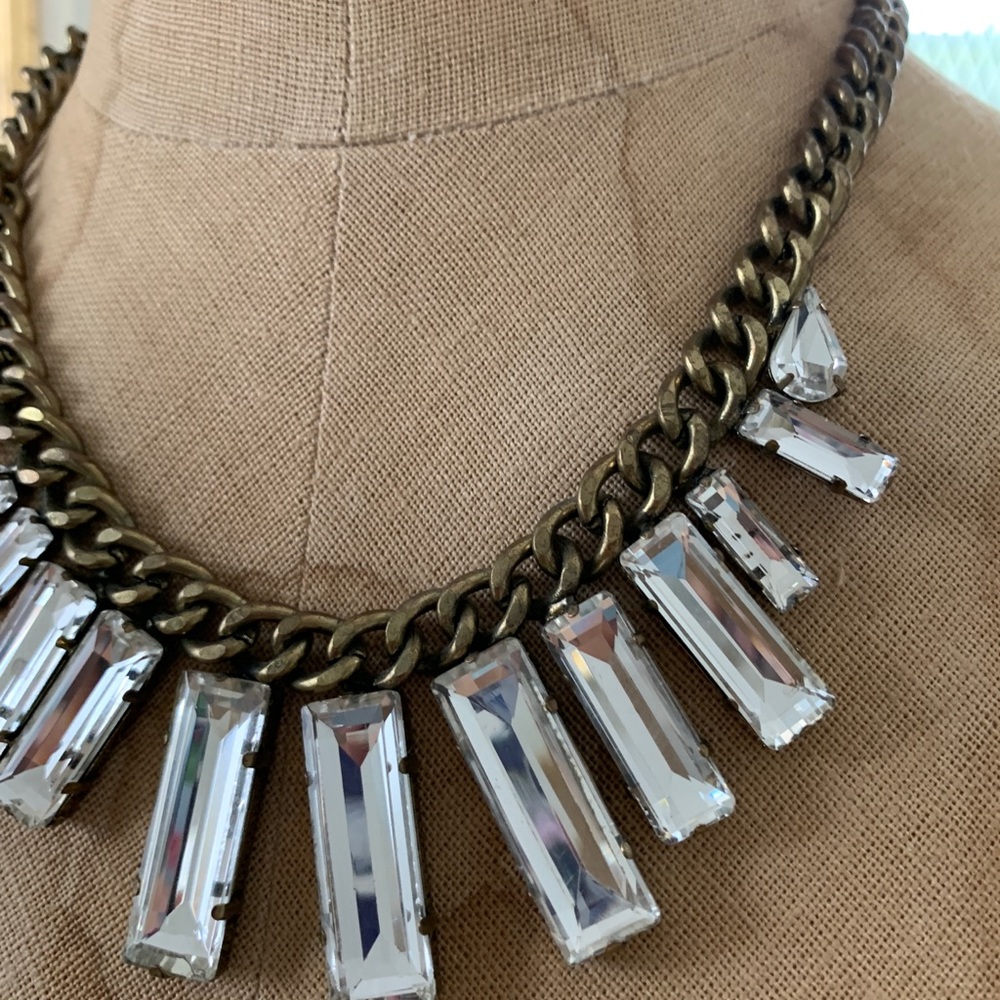 Beautiful Chain Link Crystal Statement Necklace - image 3